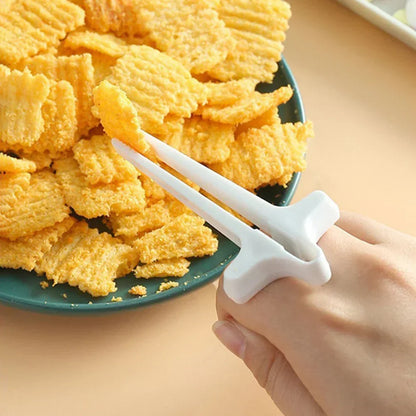 Gamer's Finger Snack Tongs