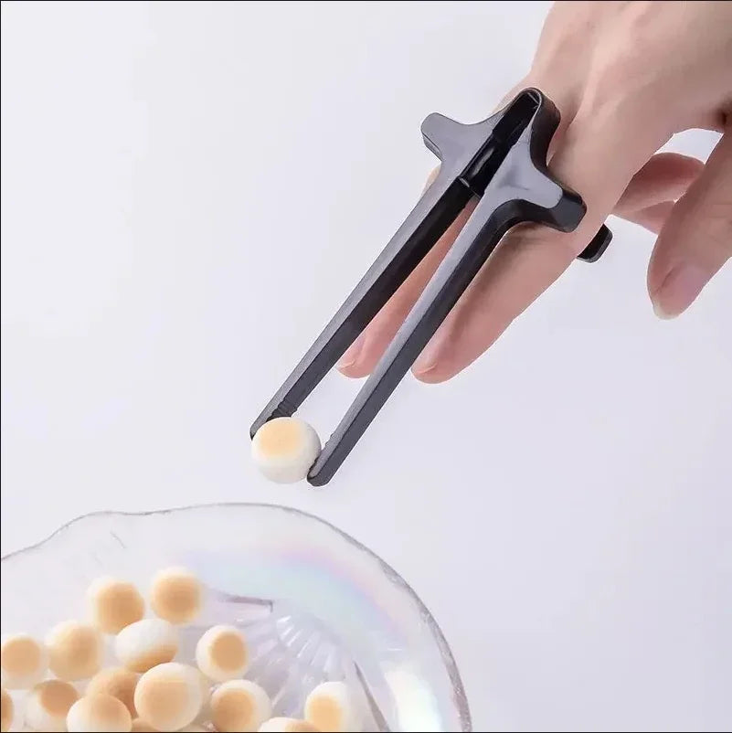 Gamer's Finger Snack Tongs